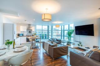 Chic Leeds Apartment Near LGI & University - 7