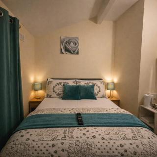 Devon Guest House - 3