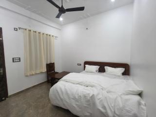 Parameshwaram guest house - 2