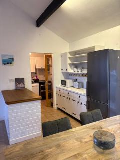 Sandy Gardens House - 6