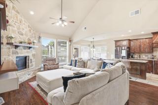 5BD, 4BA Entertainment Hub - Playground, Cinema, Gym - 8