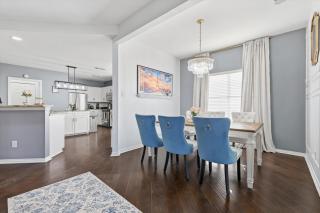French-Style 5-BD w/ Pool, Playground, Cinema - 1