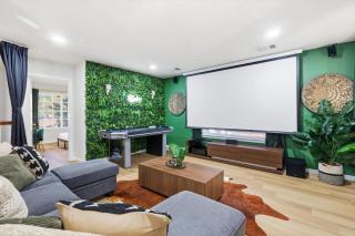 4BR Near AT&T Stadium | Pool, MiniGolf, Cinema - 3