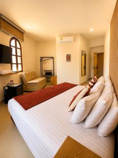 ETHNIC Thematic Hotel - 3