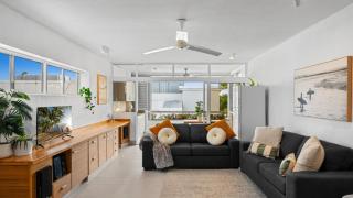 Vohemar Macrossan Retreat Resort Apartment with Pool - 4