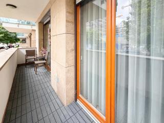 Luxury Riverside Retreat - FREE Garage - 5