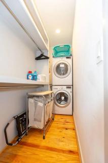 Chic Nooks at DeKalb Ave Unit F - 7