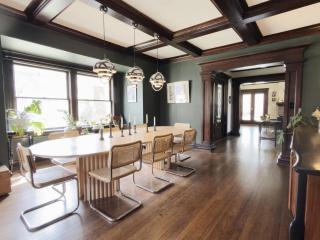 Historic KC Gem in Midtown Hyde Park - 4