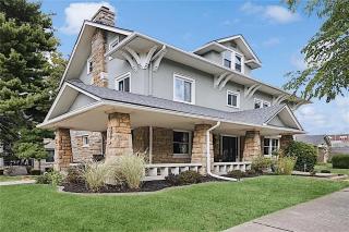 Historic KC Gem in Midtown Hyde Park - 1
