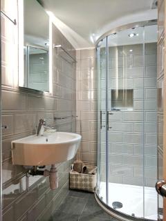 Glendevon House Hotel - Bromley - 2