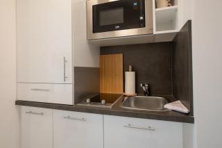 Bright and cozy studio with a city view - 4