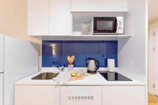 Luxury Sea View Orbi City Apartment - 4