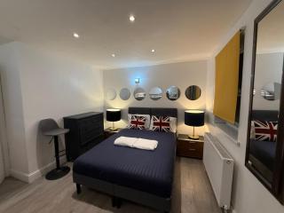 East London B - 2
