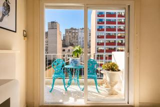 Sunny apartment on Florida street near Galerias Pacifico - 1