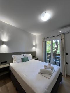 Avra Rooms - 9
