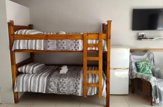 The Palms Overnight Accommodation - 4