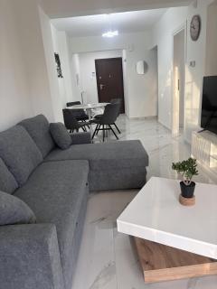 Ellenas Sea Side Luxury Seafront Stay - 5