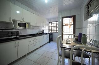 Casa 4 Quartos com piscina 10 min Centro - 9