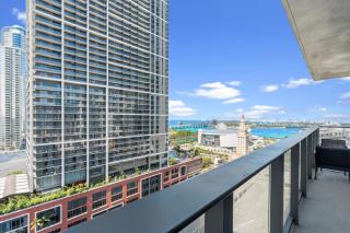 Upscale Downtown Miami High-Rise Stay - 8