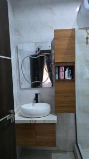 3bedroom Home with swimming pool,24-7 Electricity - 2