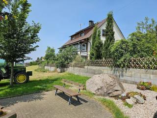 Landhaus Villa Werner mit 5 Schlafzimmern, Sauna & Naturidylle - 0