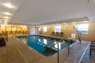Holiday Inn Express Hotel & Suites Edmond by IHG - 9