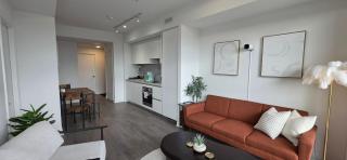 Sky High Luxe Stay 2BR-2BA Near Square One With Lake View, Gym, Pool & Parking - 3
