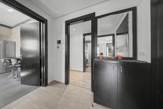 Beachside Apartment with Private Pool - 6