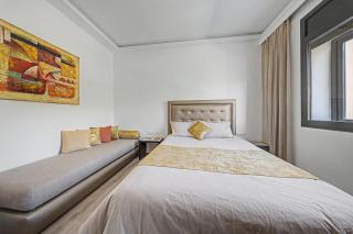Beachside Apartment with Private Pool - 5