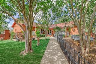 Oak & Willow Retreat - 9