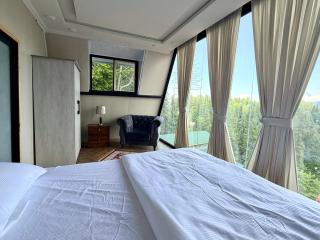 The Pinecrest - 3