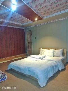 THE KASHMIR HEIGHTS ARANGKEl - 9