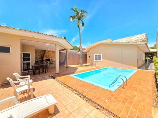 Casa em bairro nobre 2 suites + 1 quarto - 0