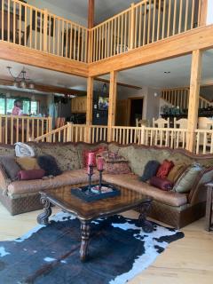 Spacious Cabin in the Upper Valley - 4