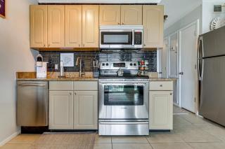 Tides, Tennis & Tan Lines: Hilton Head Condo! - 2