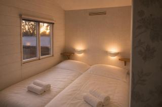 Tiny house met Hottub 4pers The Firefly - 6