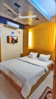 Hotel World Beach Resort Coxs Bazar - 0