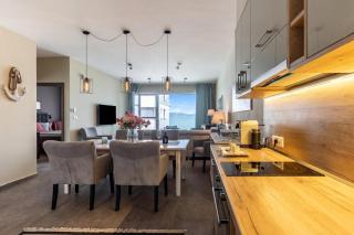 Lake Side Luxury Steps To The Lake Lela - Happy Rentals - 2
