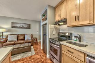 Lakeland Village #225 - Studio in Lodge romantic remodel - 4