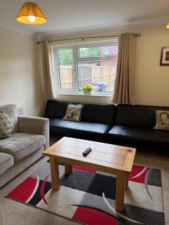 Quiet, Sleeps 13, 2 bathrooms, 4 Parking, KIA2 - 5