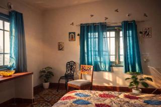 Sweet 16 Studio Vintage 1RK Near DLF Street - Lingampalli - 7