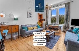 DUPLEX - 5 Bed Rooms, Amazing Views, Fully Equipped, Free Parking, WiFi, FAVOURITE for Groups & Businesses, Food, Bars, Shops, Library, River Views, by SUNRISE SHORT LETS DUNDEE - 0