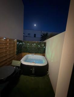 Cosy Maisonnette & Patio Privatif - 5