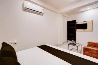 Hotel O by OYO Happy Stay - 0