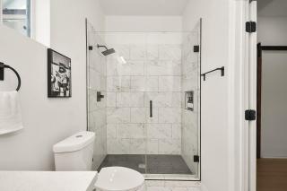 Luxury 3BR Home, Private Yard, Near Stadiums - 3