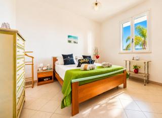 Coral Bay House - 0