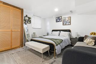 Spacious & Comfortable Stay Near EWR APT NYC Mall - 4