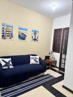 Casa ampla, aconchegante, 3qtos,10min a pé até a praia do Forte com ar condicionado - 0