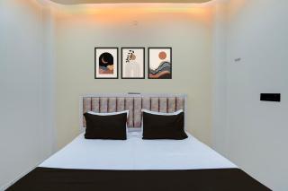 SPOT ON R.S HOTEL - 2