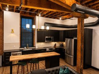 Brick & Bed Riverfront Lofts, T 203 - 1